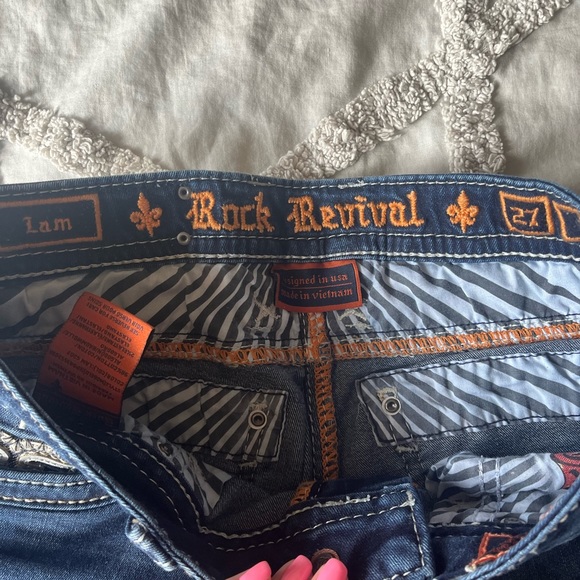 Skinny Rock Revival Dark Wash Jeans✨ - Picture 10 of 10